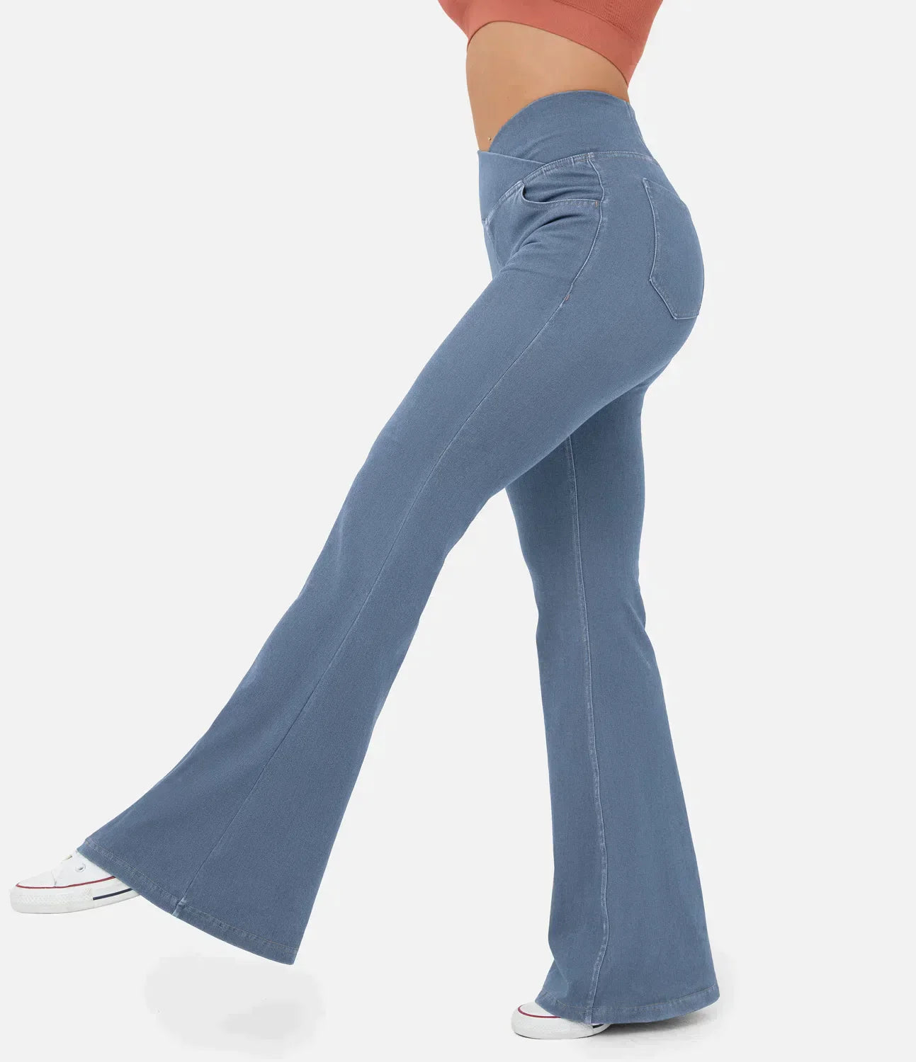 Blaue Schlagjeans mit hoher Taille - Emma