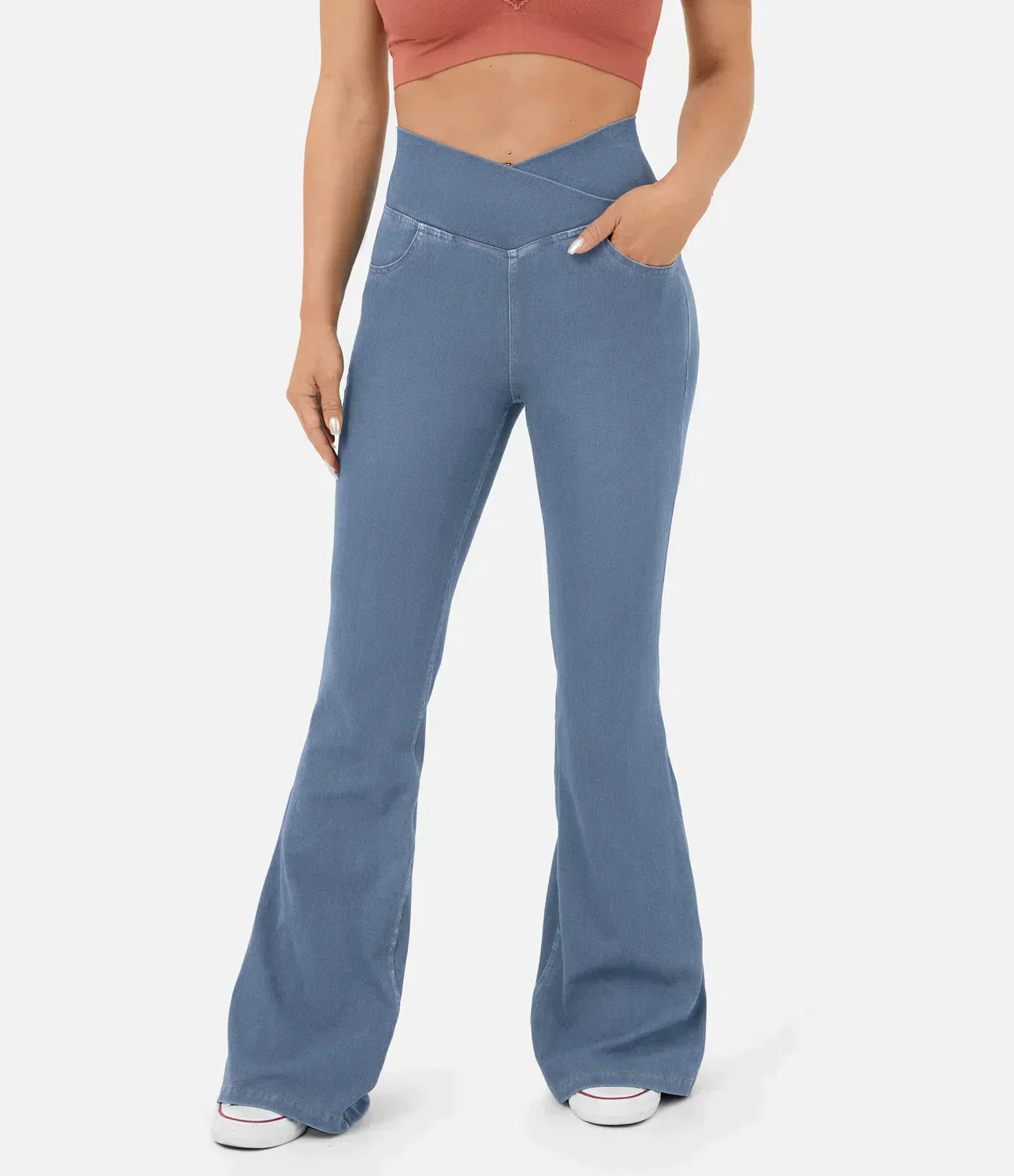 Blaue Schlagjeans mit hoher Taille - Emma