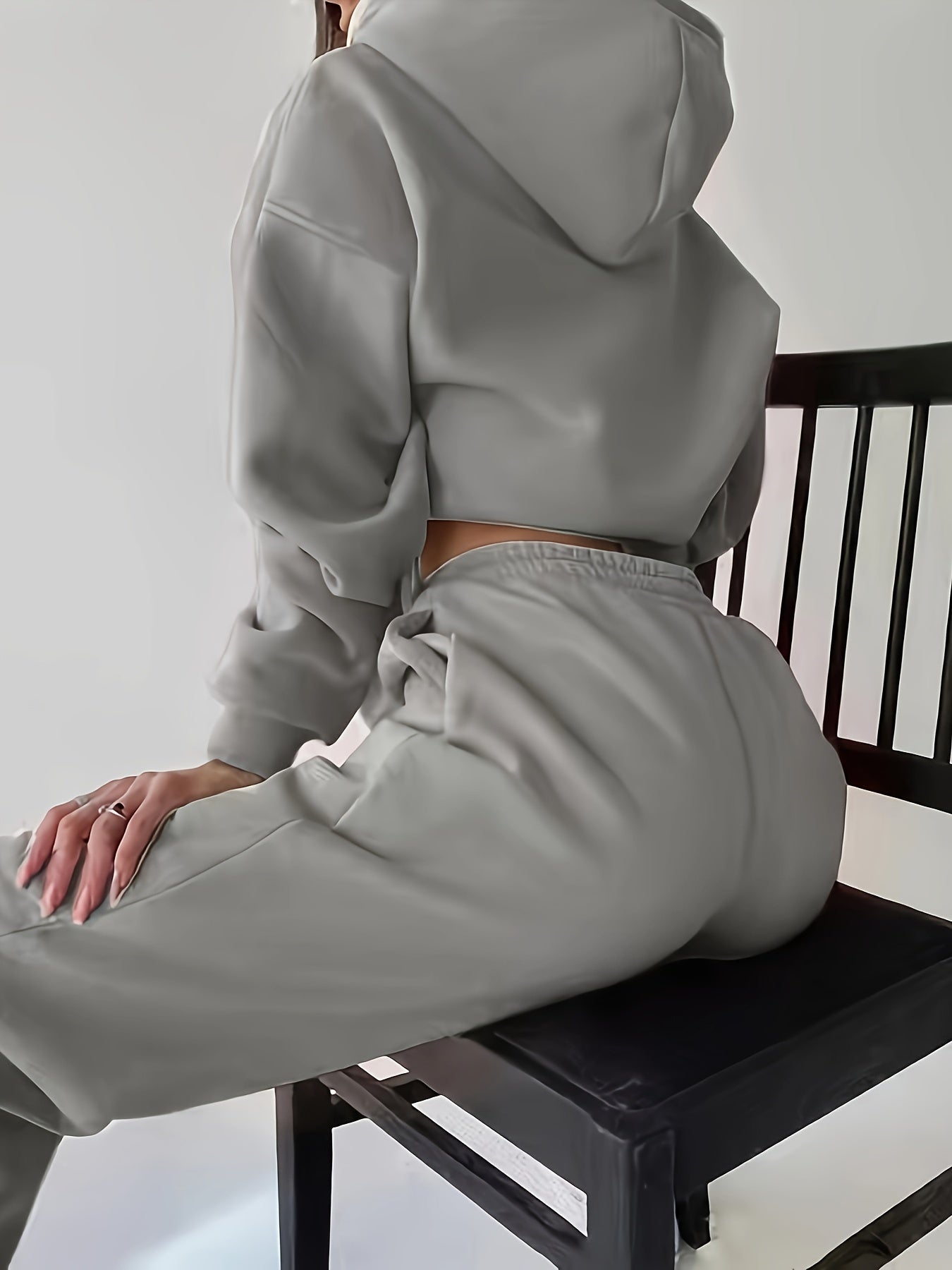 Lässiges Set in Grau – Lara