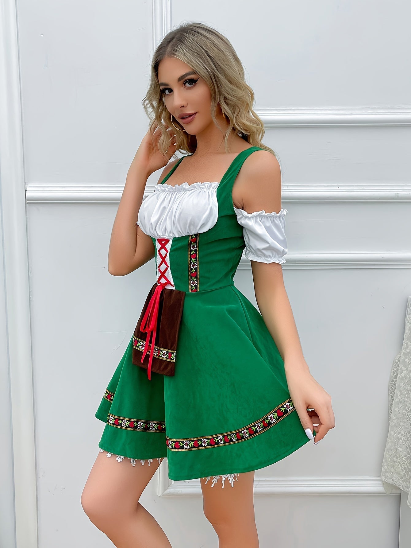 Grünes Fit-and-Flare Dirndlkleid - Lena