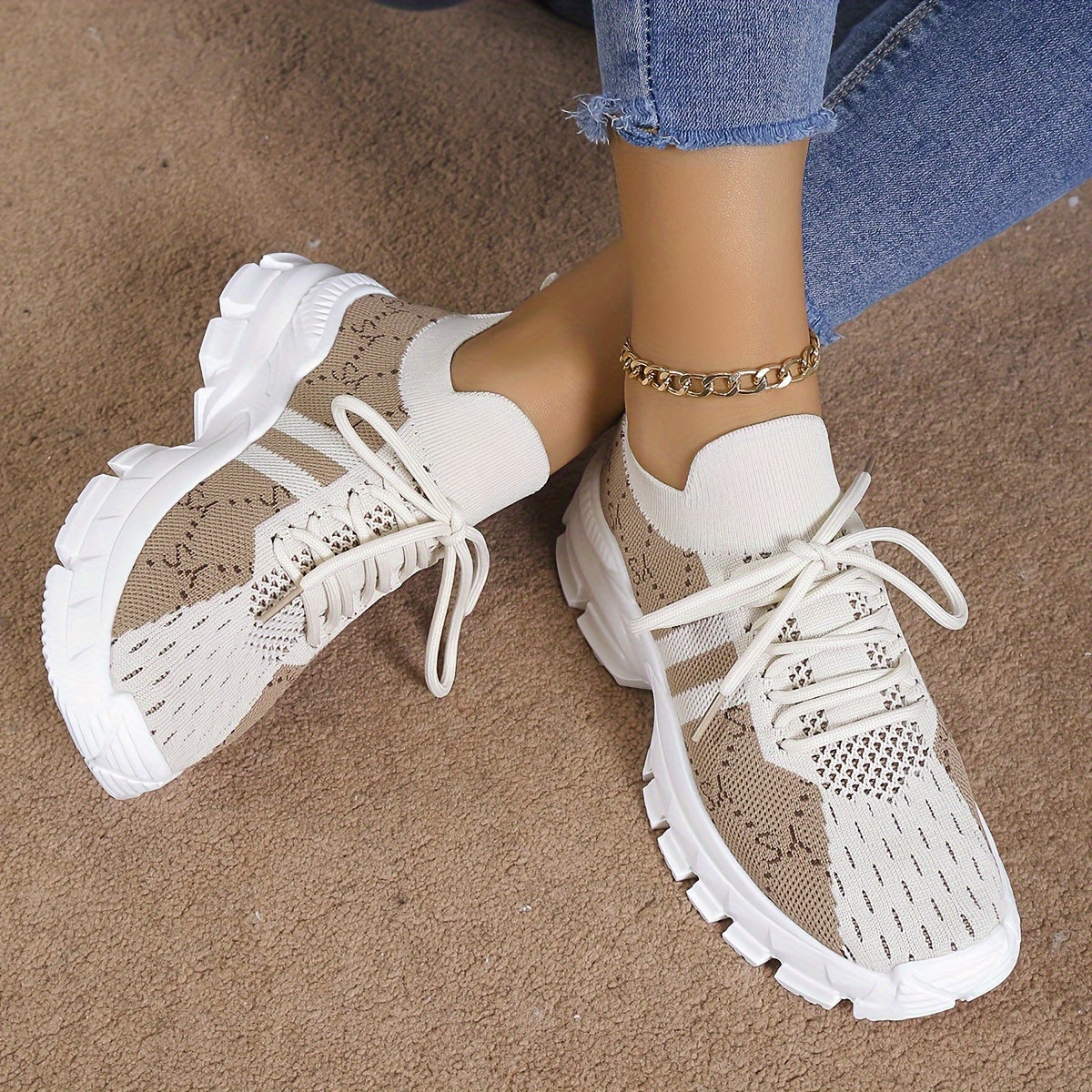 Beige und Weiße Sneaker - Emma
