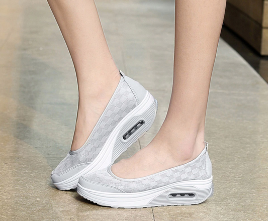 Nora Graue Mesh-Loafer