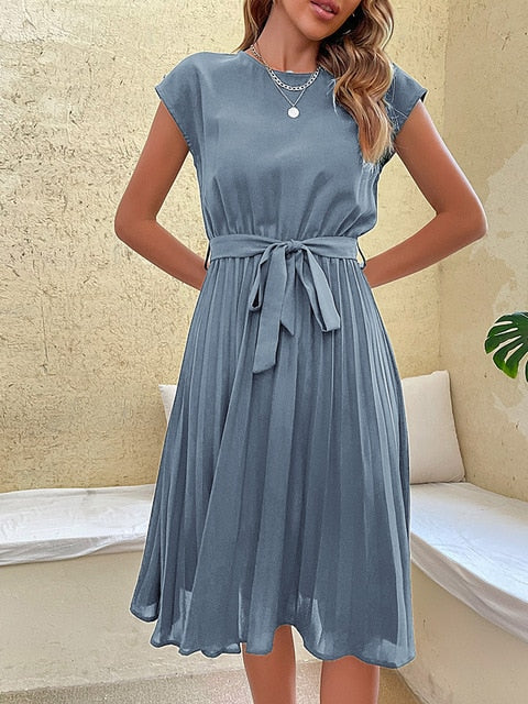 Elegantes - sommerkleid mit taillenband & fliebender a-linie