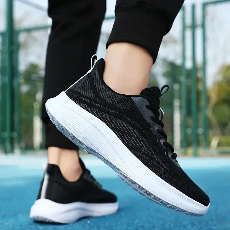 Lara - Sportliche Damen-Sneakers in Schwarz