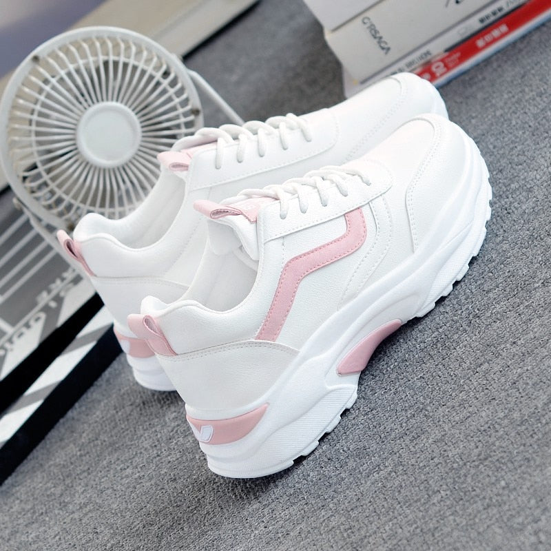Ava - Weiß-Blauer Trend-Sneaker
