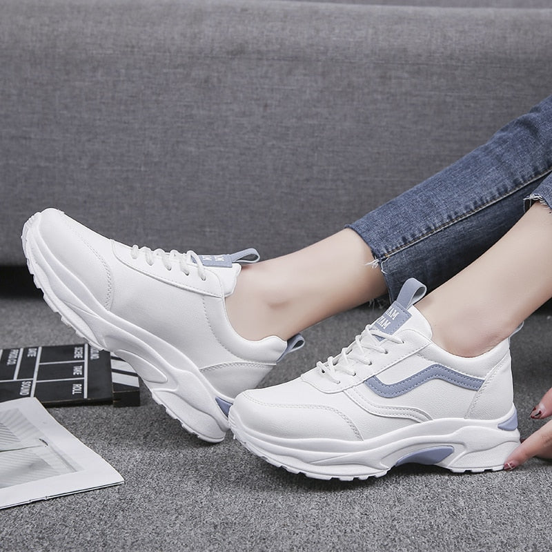 Ava - Weiß-Blauer Trend-Sneaker