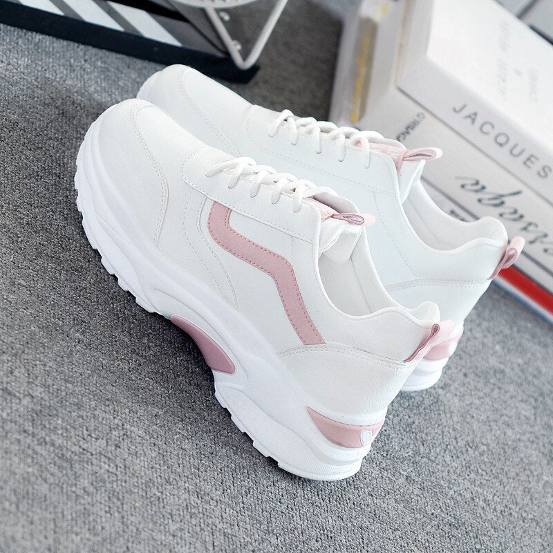 Ava - Weiß-Blauer Trend-Sneaker
