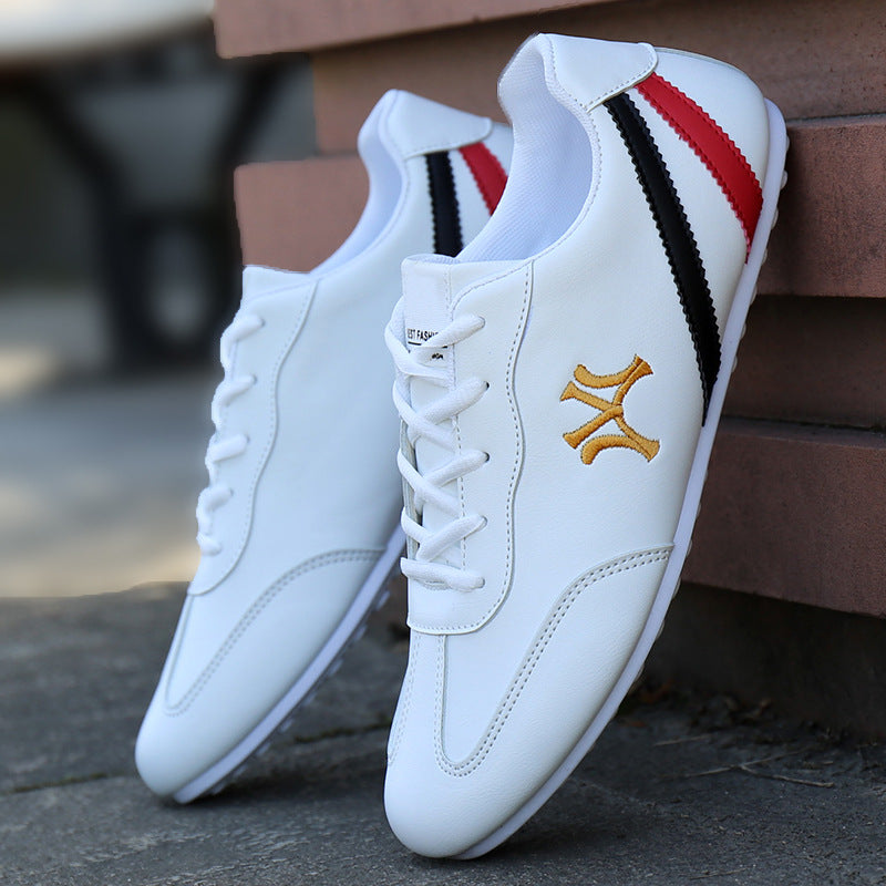Weiße Freizeitschuhe mit Streifendetail – Adrian