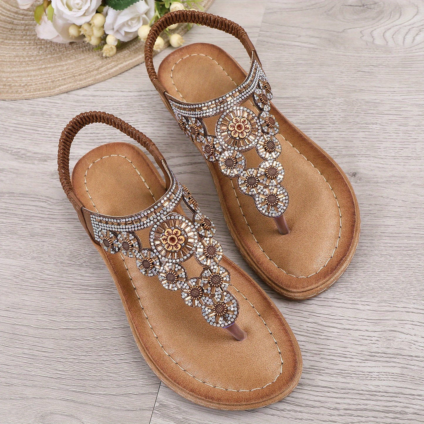 Braune Sandalen mit Strasssteinen - Miriam