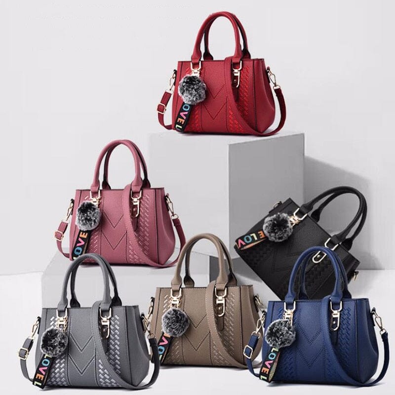 Julia - Schwarze Handtasche mit Charme