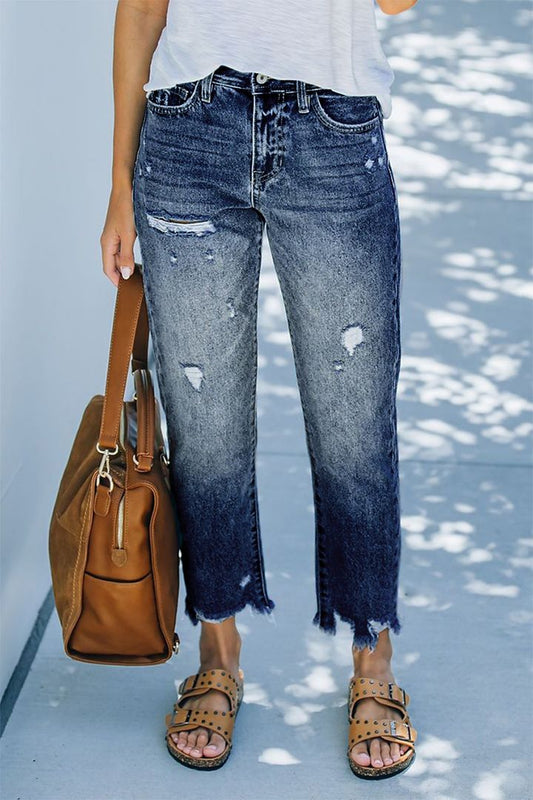 Klara's Zerrissene Jeans