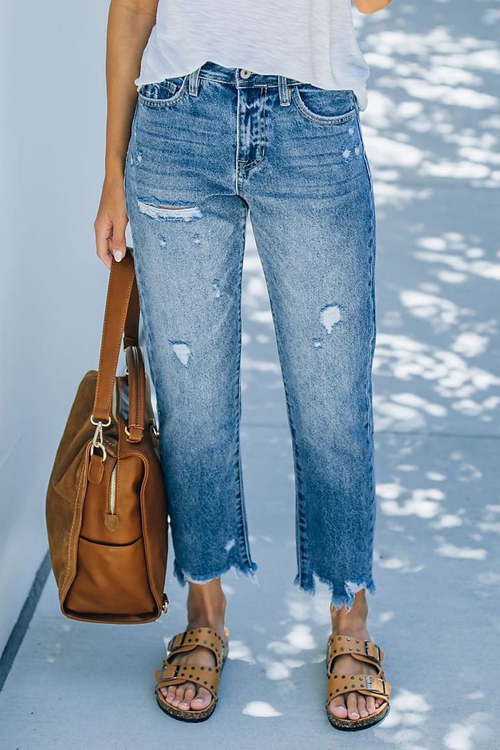 Klara's Zerrissene Jeans