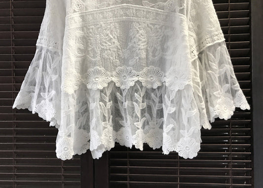 Alberta's Luftige Glückseligkeit Mischbaumwoll-Tops