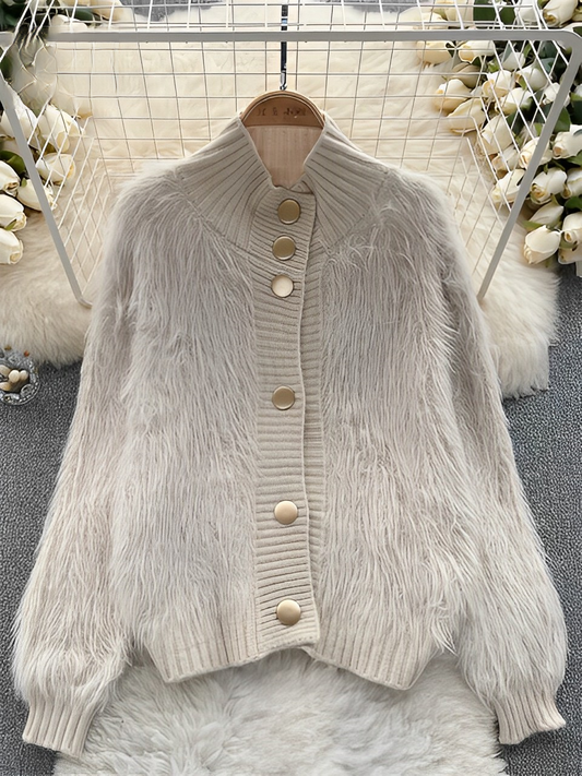 Louisa Chic Confidence Strickjacke mit Knöpfen