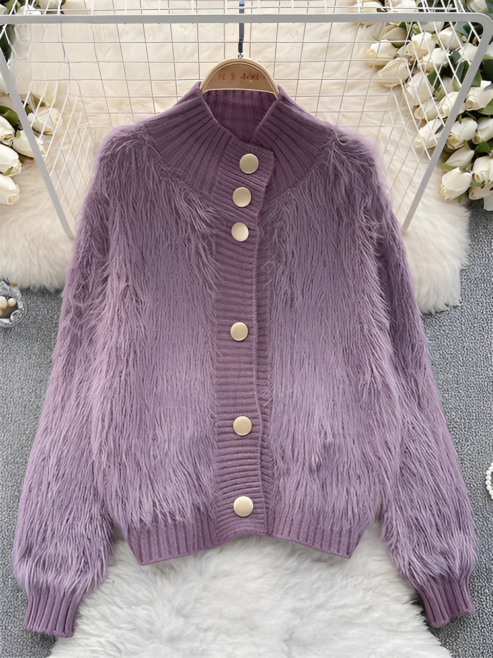 Louisa Chic Confidence Strickjacke mit Knöpfen