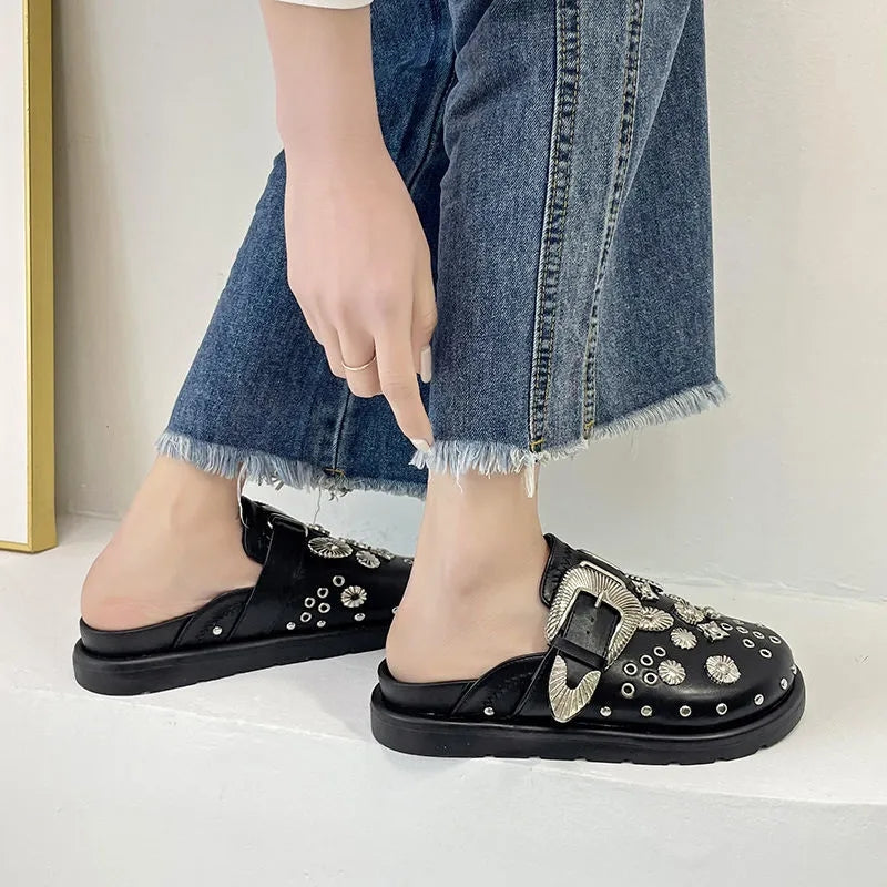 Clara's Orthopädische Punk-Hausschuhe