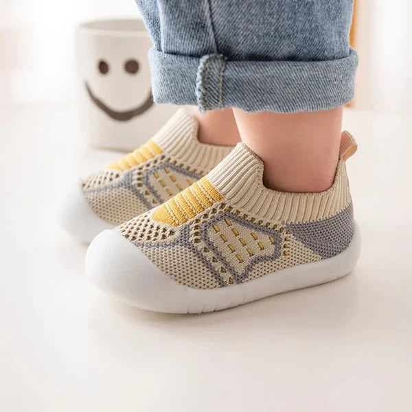 Zainab SicherSchritt Rutschfeste Baby-Schuh-Socken