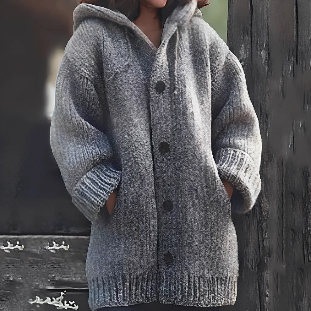 Jaqueline – gemütliche strickjacke mit kapuze und taschen