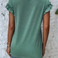 Olivgrünes T-Shirt mit Rüschen - Ella