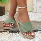 Grüne Slipper mit Riemen - Lina