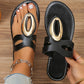 Braune Flip-Flops mit Schmuckdetail - Clara