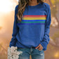 Riley – weicher pullover mit regenbogenmuster