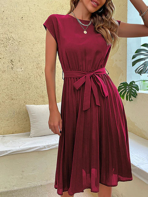 Claire - kurzärmeliges plissiertes lässiges minikleid für den sommer 2023