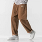 Lässige herren-cordhose im oversized-stil – weicher, bequemer schnitt