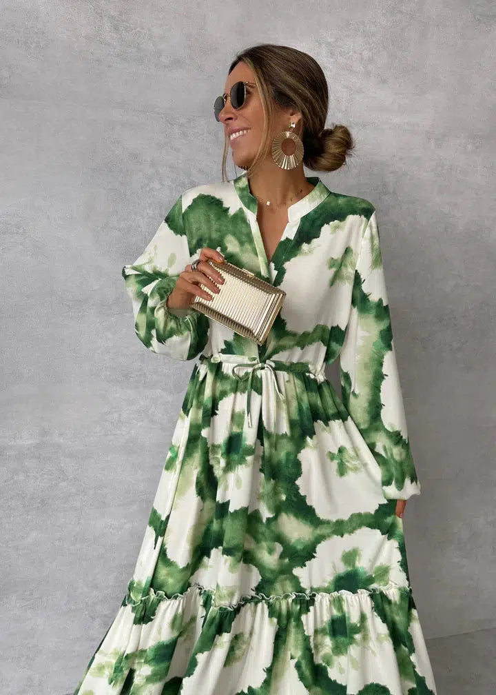 Charlotte – elegantes grünes Maxikleid mit v-ausschnitt und langen armeln