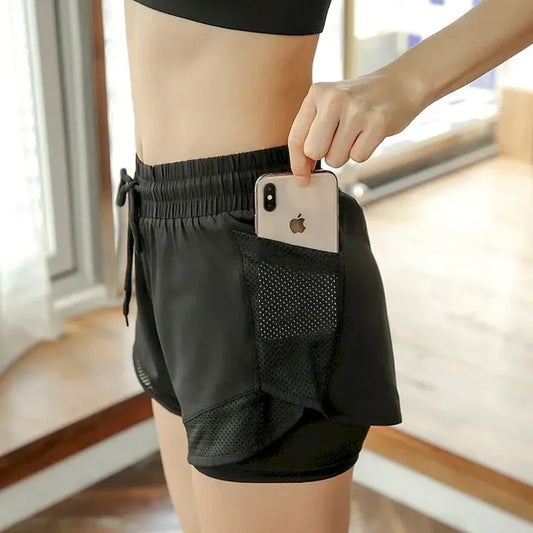 Nina - Funktions-Shorts in Schwarz