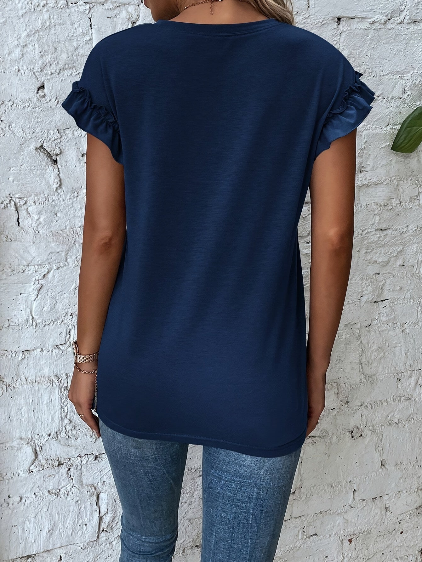 Olivgrünes T-Shirt mit Rüschen - Ella