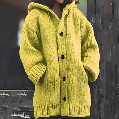 Jaqueline – gemütliche strickjacke mit kapuze und taschen