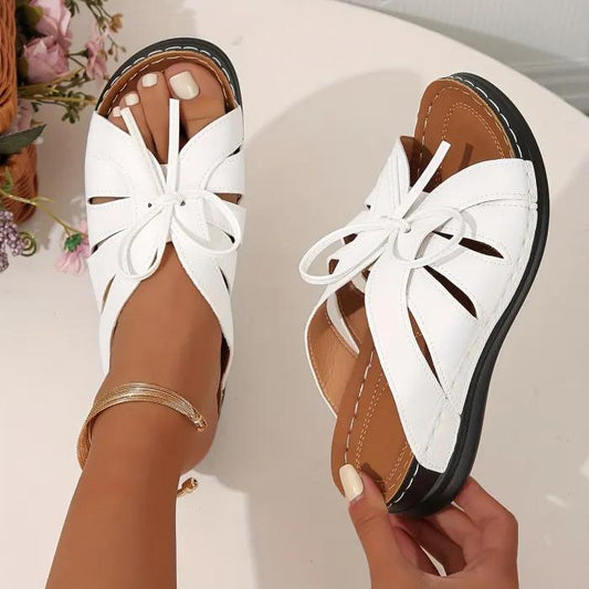 Mia – Weiße Plateausandalen