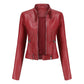 Elegante damen-bikerjacke mit taillierter passform