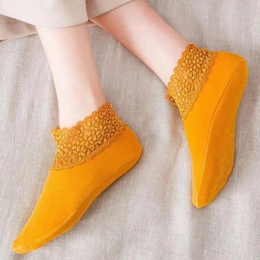 Melanie Samt Luxe Spitzensocken