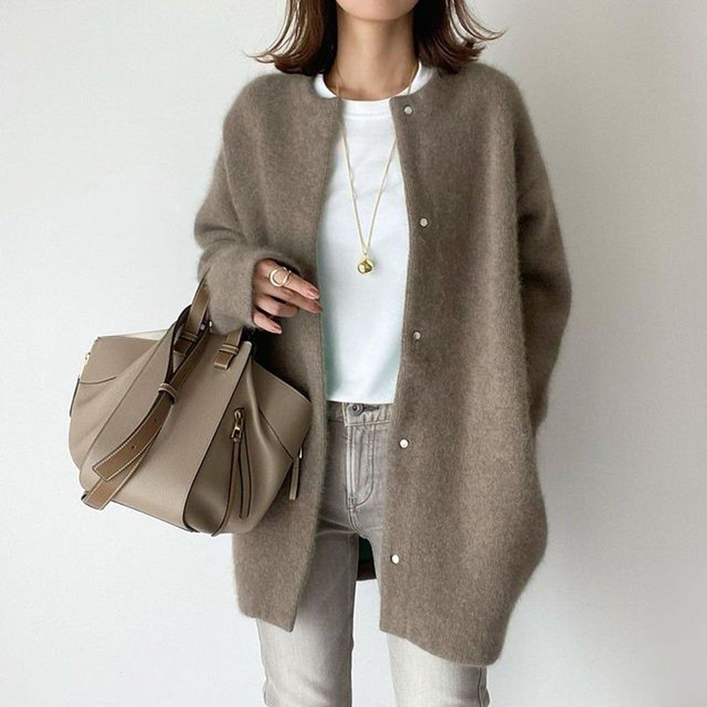 Whitney's Langarm-Button-Front-Strickjacke