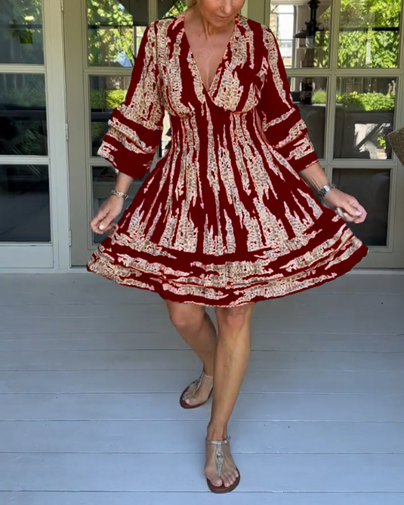 Rhianna's Glockenärmel Kleid