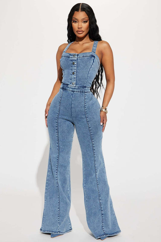 Kerenza Schmeichelhafter Denim Eleganz